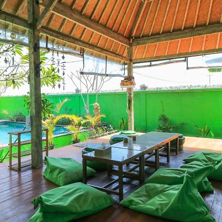 The Green Groves Hostel Nusa Lembongan  Exterior photo