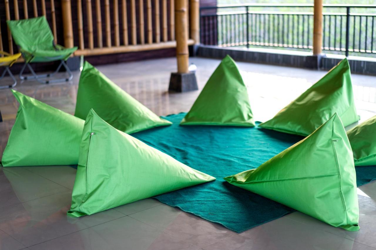 The Green Groves Hostel Nusa Lembongan  Exterior photo